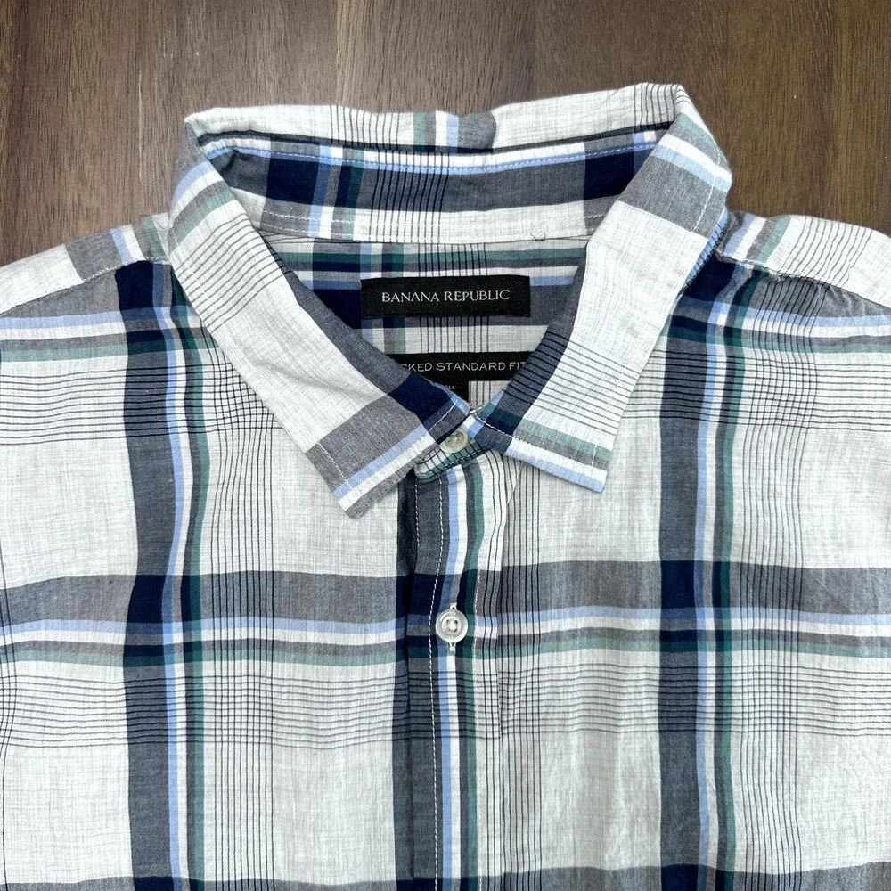 Banana Republic Untucked Shirt Mens XL Tall Blue Green Plaid Standard Fit Casual